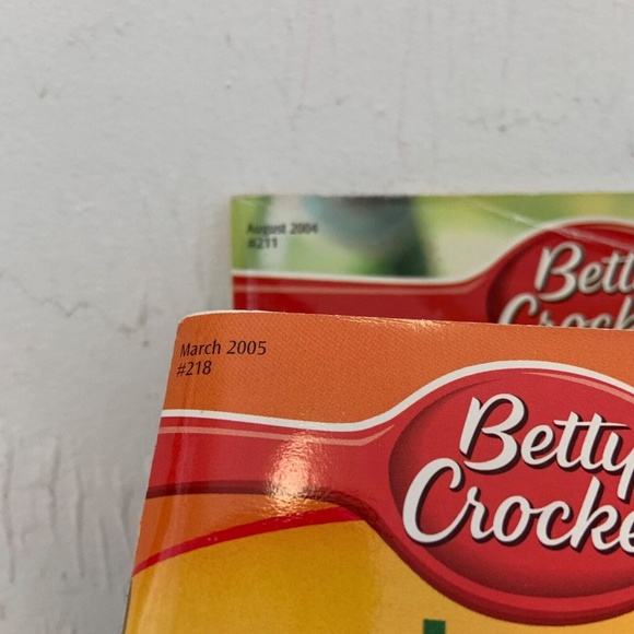 Lot of 9 Vintage Betty Crocker Pillsbury & More Mini Cookbook Pamphlets - Picture 6 of 13